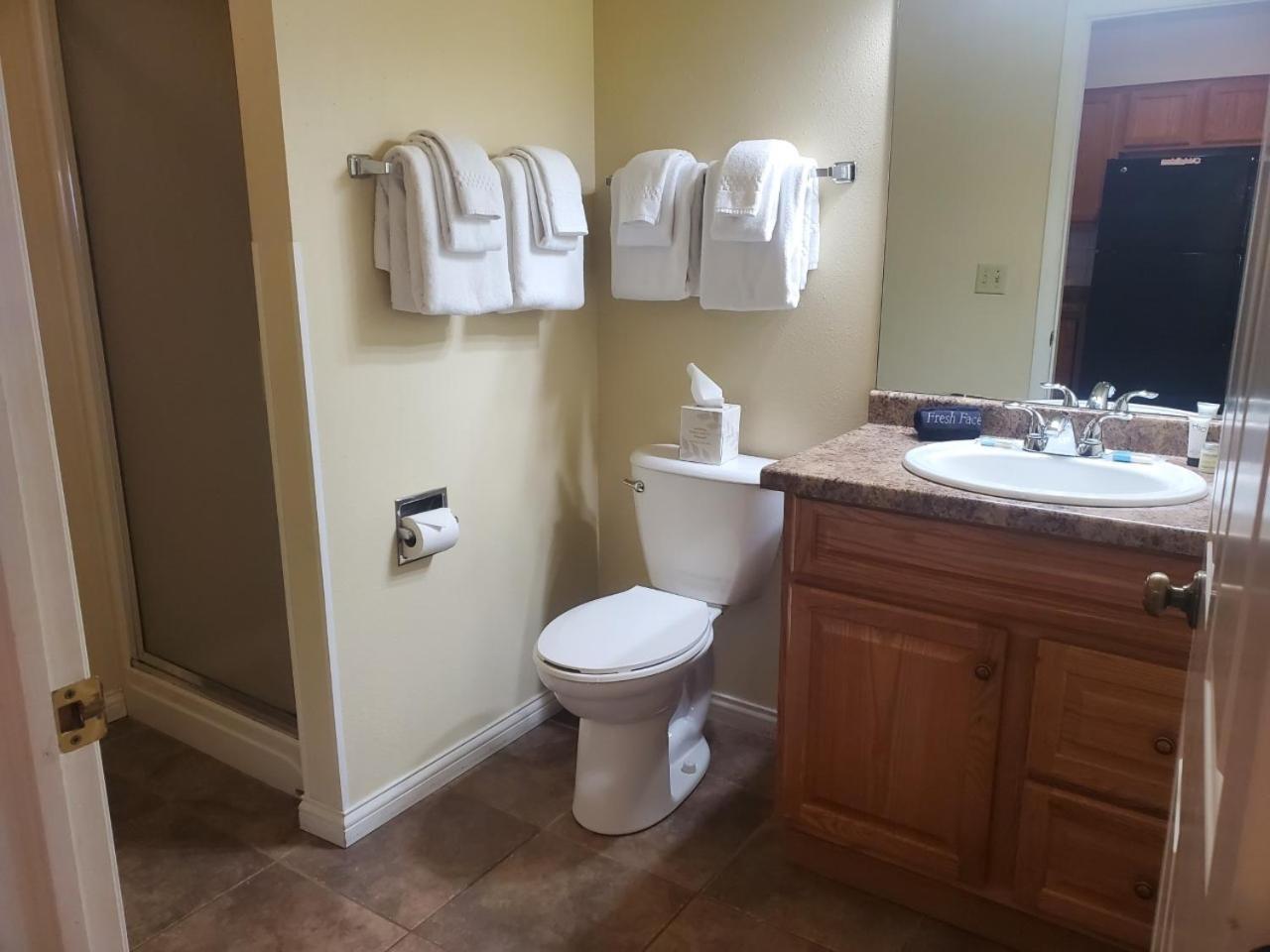 Hotel Tamarack Wisconsin Dells, A Ramada By Wyndham à Lake Delton Extérieur photo